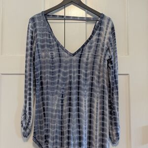 Lucy Love Blue White MEDIUM Long Sleeved Blouse Beach Cover Up Eccel Used Cond